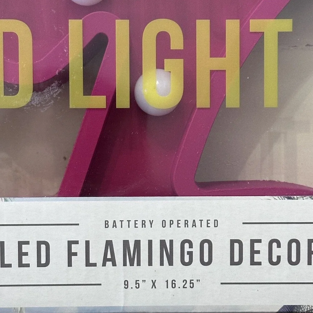 New in‎ Box South Beach Stand Tall Flamingo Decor LED Light 9.5